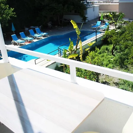 Hotel apartamentowy Parla Çeşme