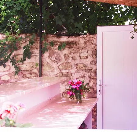 Hotel apartamentowy Parla