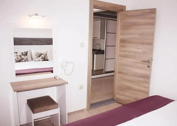 Parla شقة فندقية 4*