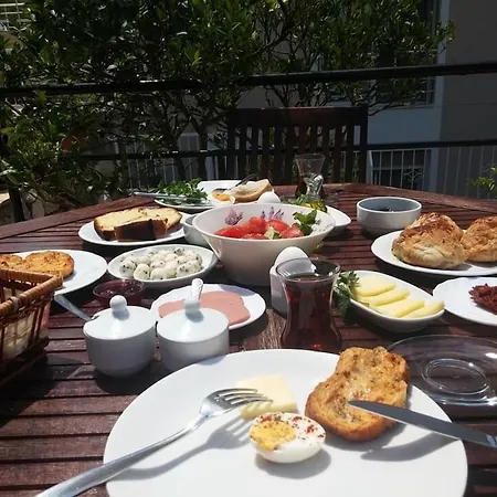 Parla Lägenhetshotell Çeşme