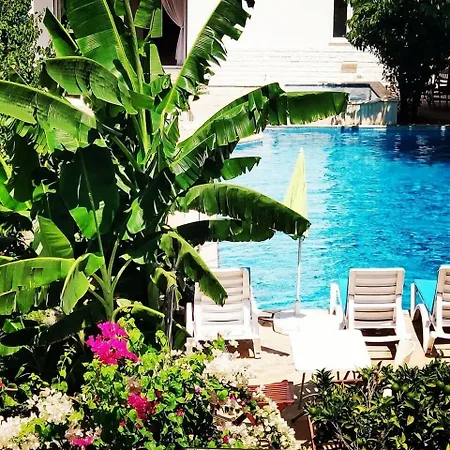 Parla Lägenhetshotell Çeşme